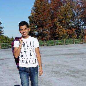 Meet your Posher, Luis